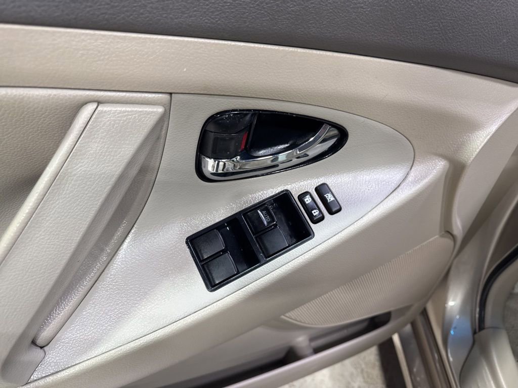 Used 2009 Toyota Camry Hybrid image 26