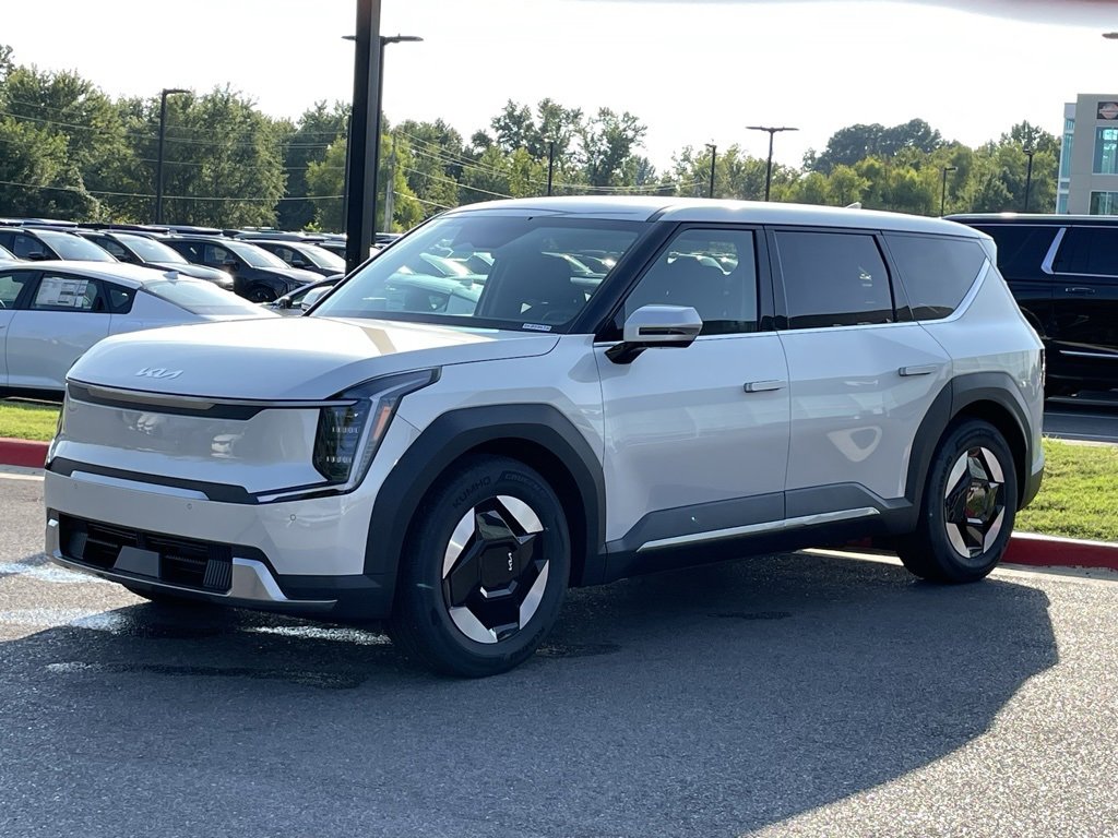 New 2026 Kia EV9 Light image 2