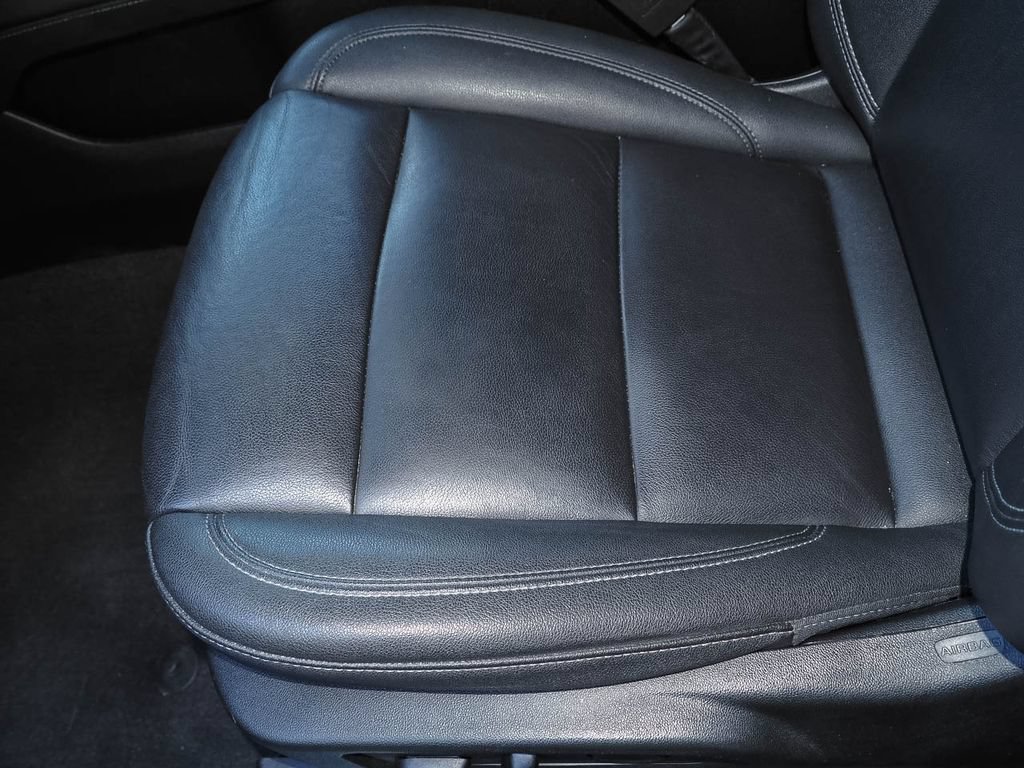 Used 2022 Chevrolet Suburban LT w/ Luxury Package AWD/4WD image 24