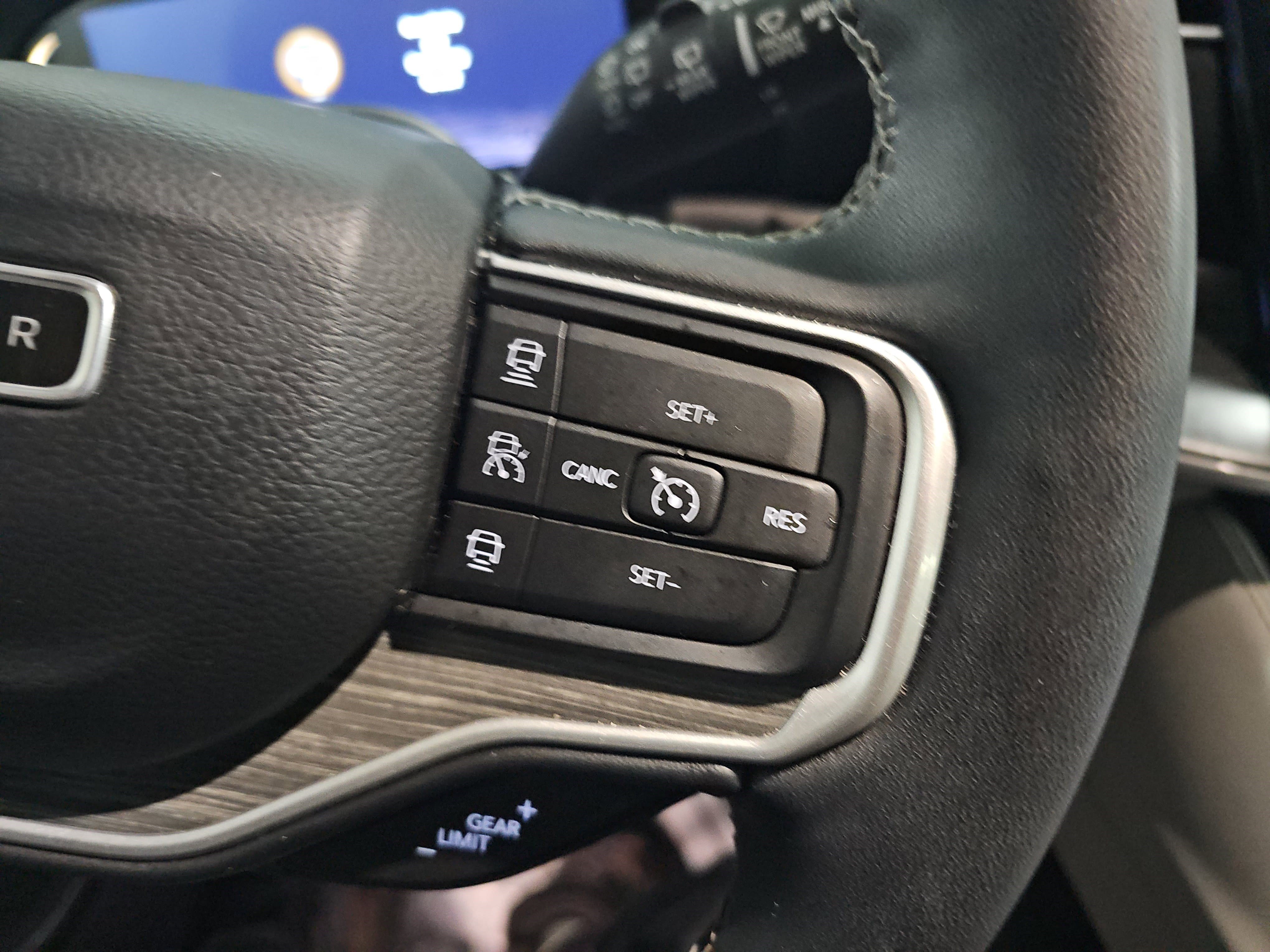 Used 2024 Jeep Wagoneer Series III image 20