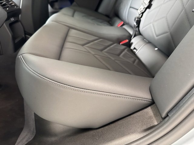 Used 2024 BMW 540i xDrive w/ M Sport Package image 45