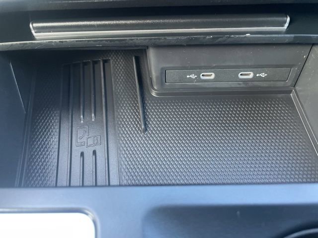 Certified 2025 Volkswagen Atlas SE image 23