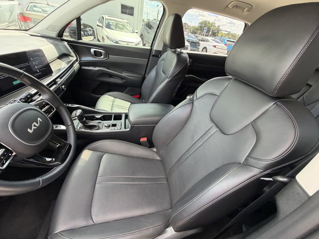 Used 2025 Kia Sorento S FWD image 20