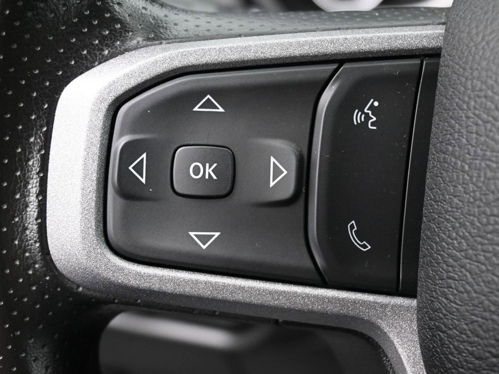 Used 2024 RAM 2500 Tradesman w/ Chrome Appearance Group image 17