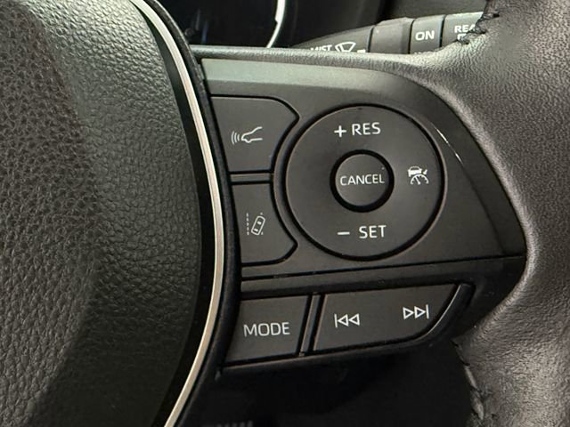 Used 2024 Toyota RAV4 SE w/ Convenience Package image 11