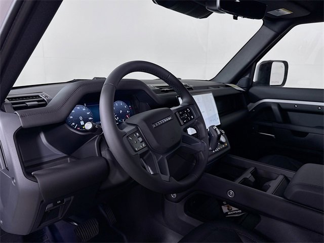 New 2026 Land Rover Defender 110 X-Dynamic SE image 9