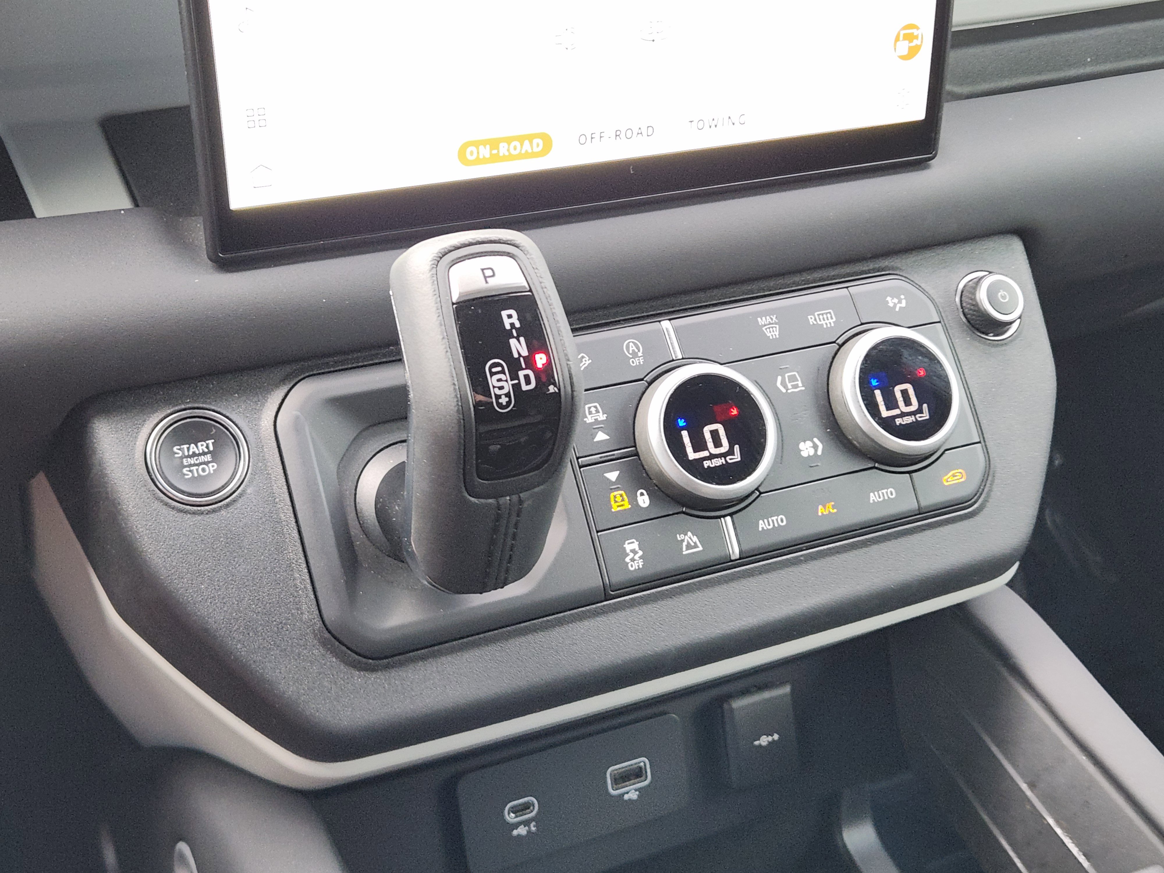 Certified 2024 Land Rover Defender 130 S image 18