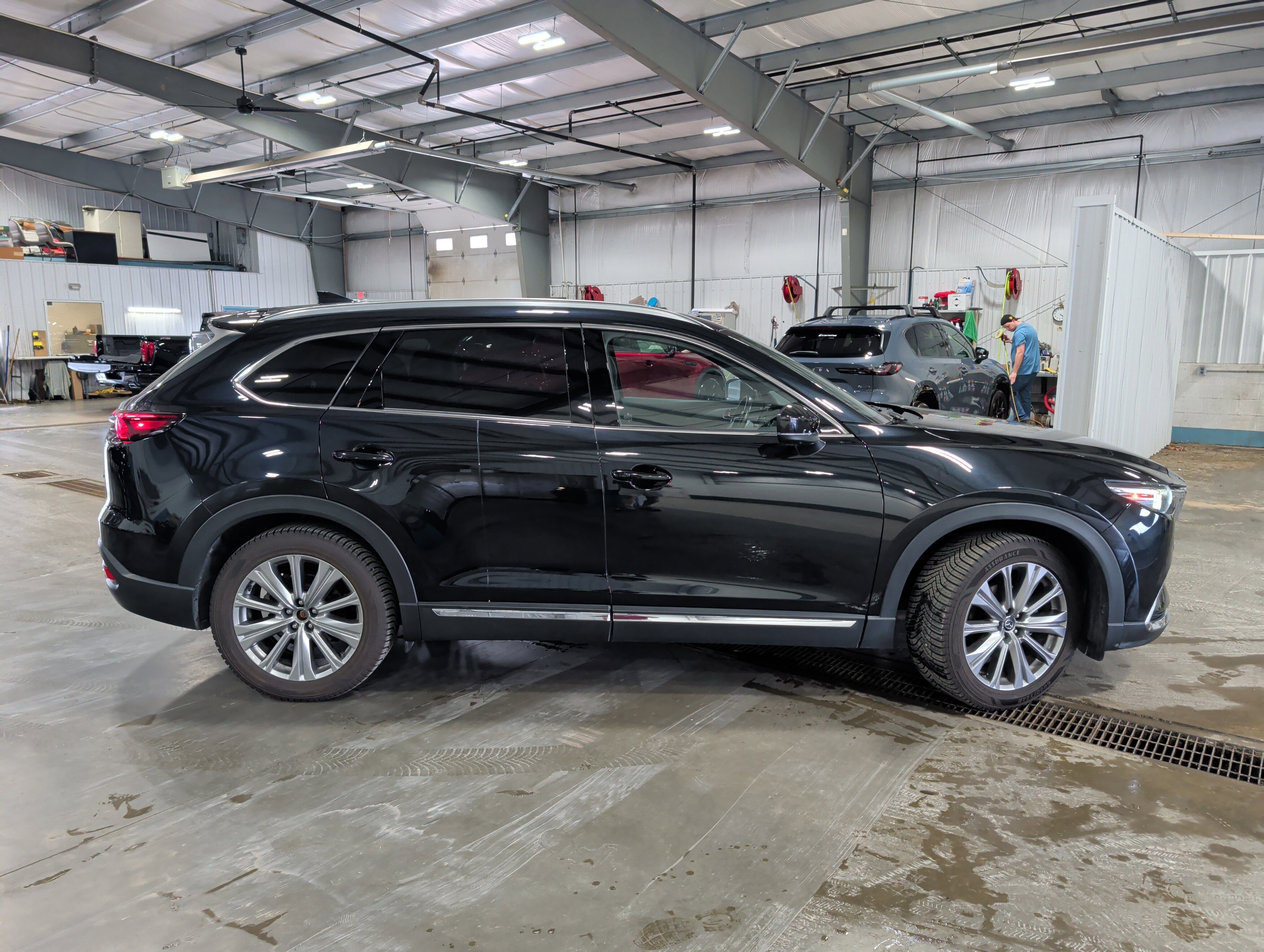 Used 2022 MAZDA CX-9 Signature image 2