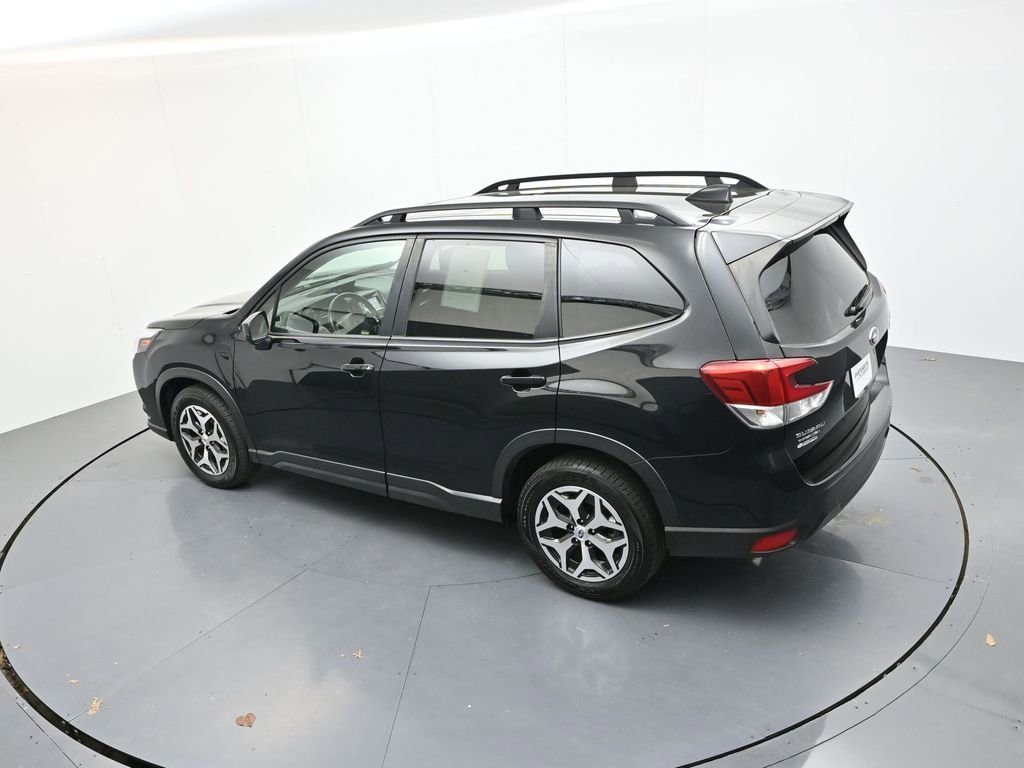 Used 2024 Subaru Forester Premium image 27