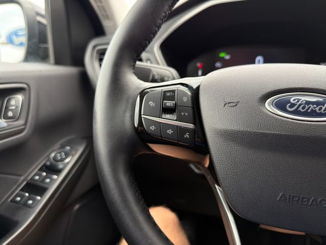 Used 2024 Ford Escape SE FWD image 37