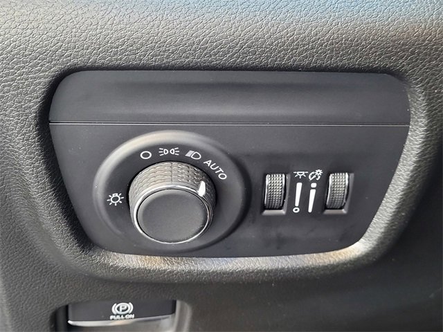 Certified 2024 Jeep Grand Cherokee L Laredo image 13