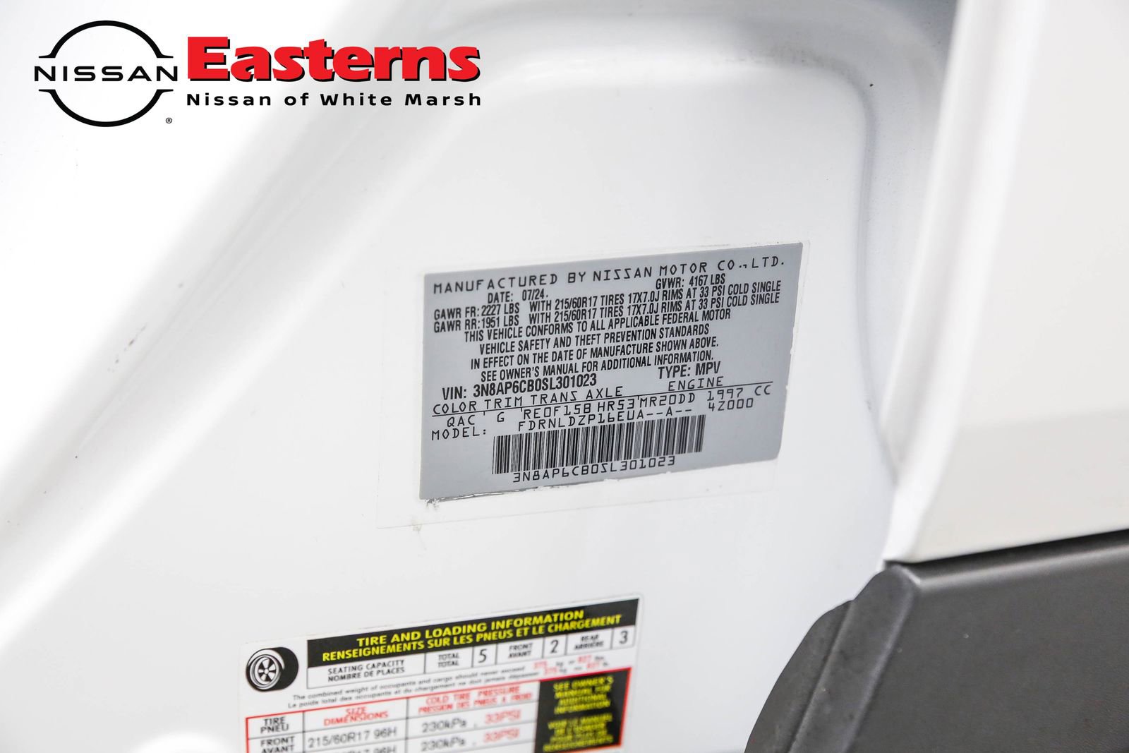 Used 2025 Nissan Kicks SV image 32