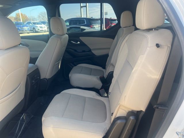 Used 2022 Chevrolet Traverse LT image 14