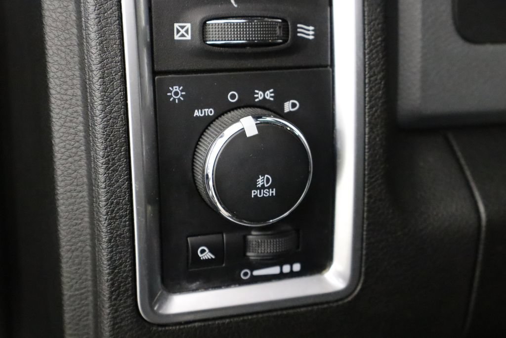 Used 2019 RAM 1500 Big Horn AWD/4WD image 22