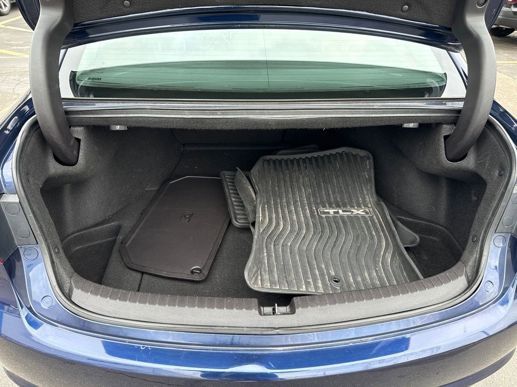 Used 2020 Acura TLX image 16