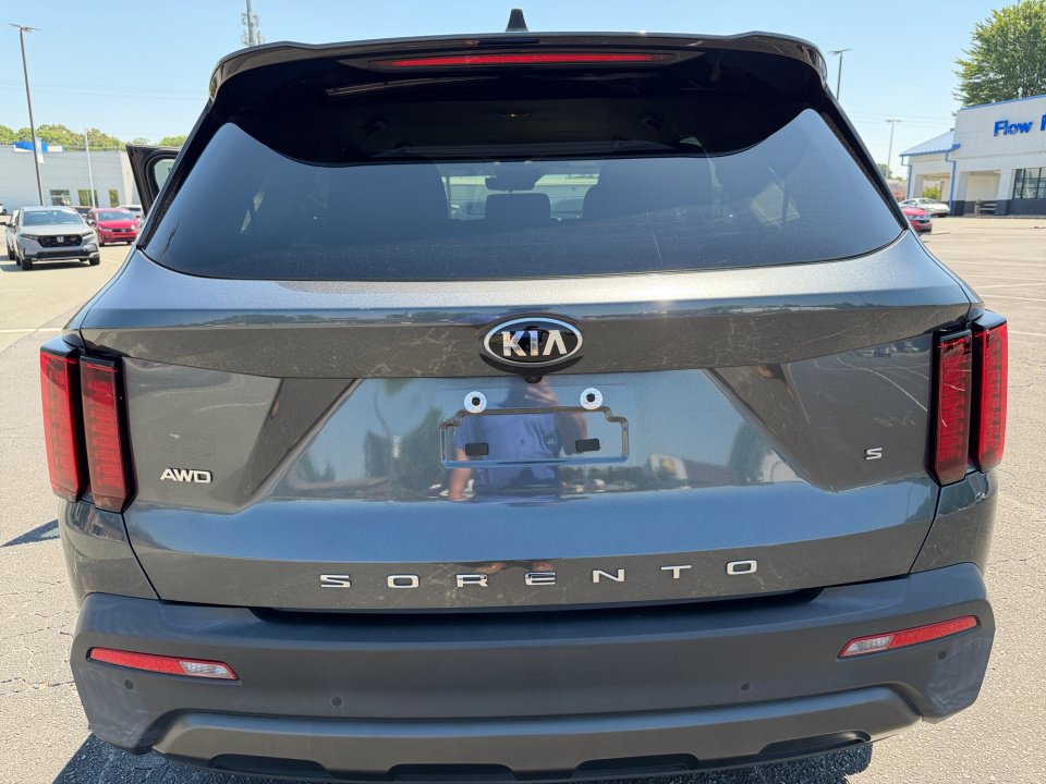 Used 2021 Kia Sorento S AWD/4WD image 18