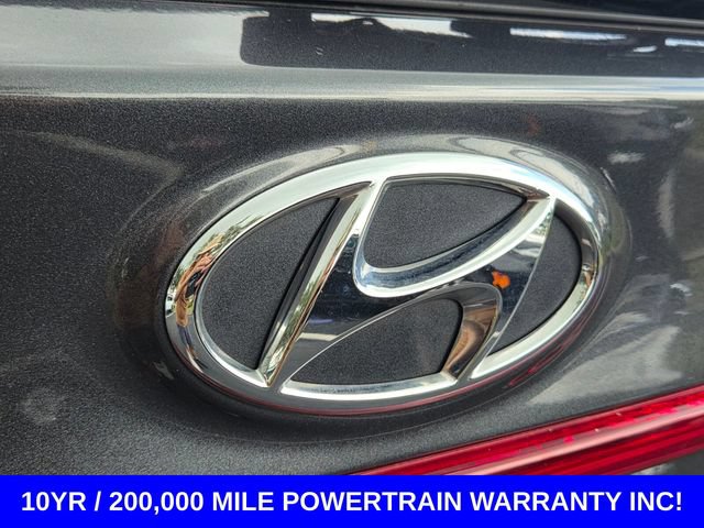 Used 2023 Hyundai Santa Fe SEL FWD image 16