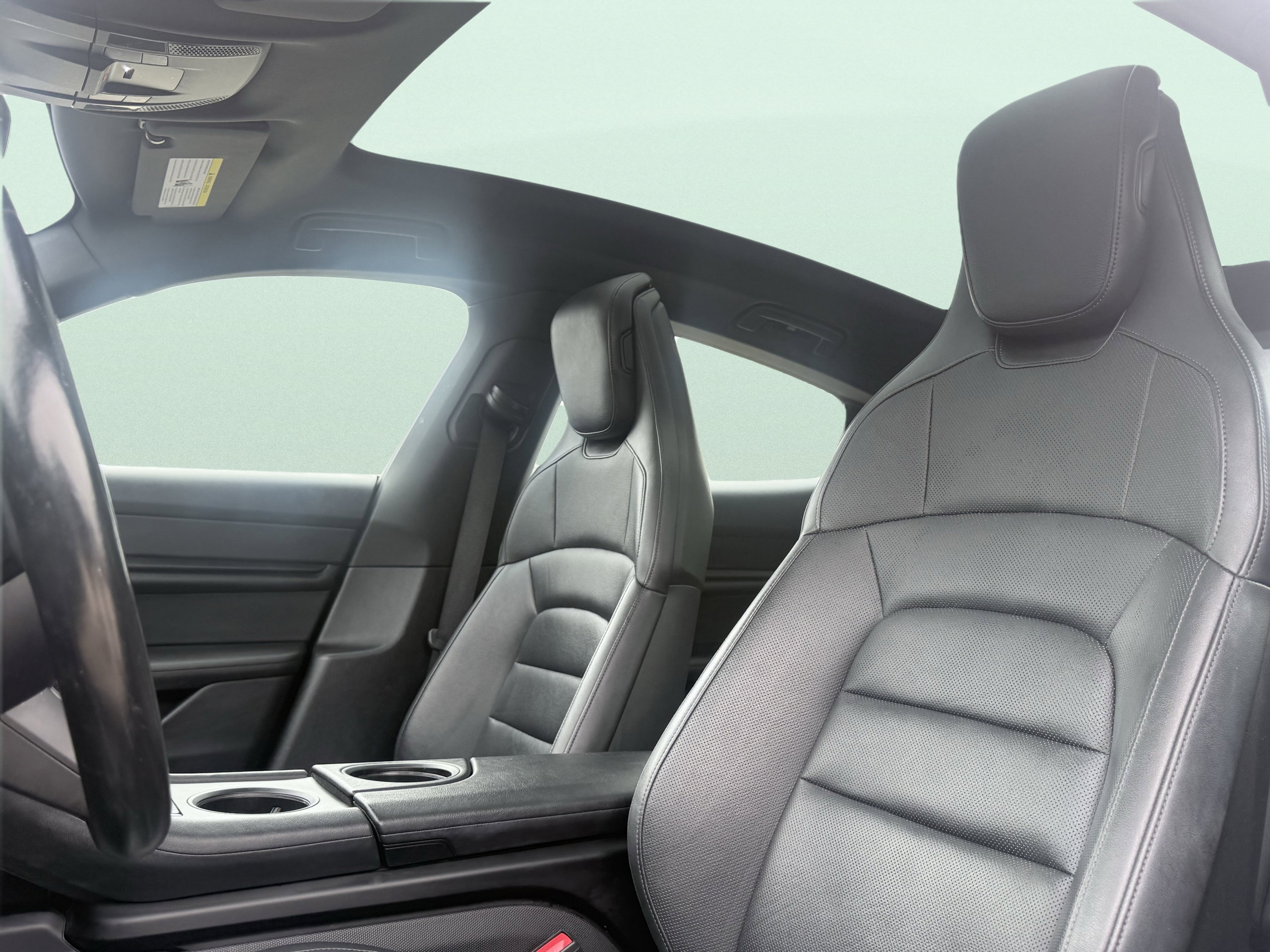 Used 2023 Porsche Taycan image 13