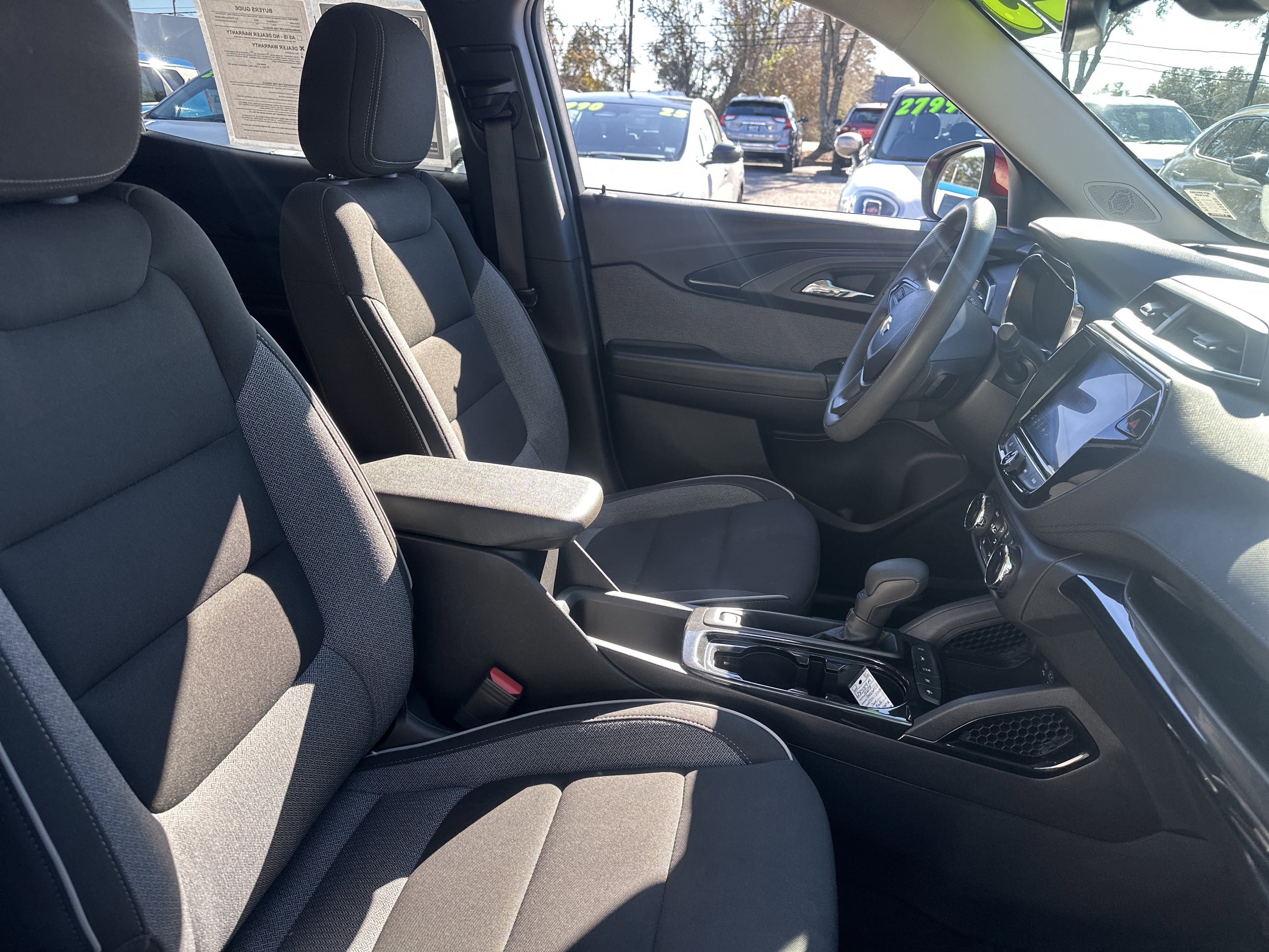 Used 2023 Chevrolet TrailBlazer LT w/ Convenience Package image 12