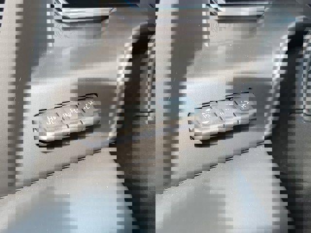 Used 2024 GMC Sierra 3500 Denali Ultimate image 16