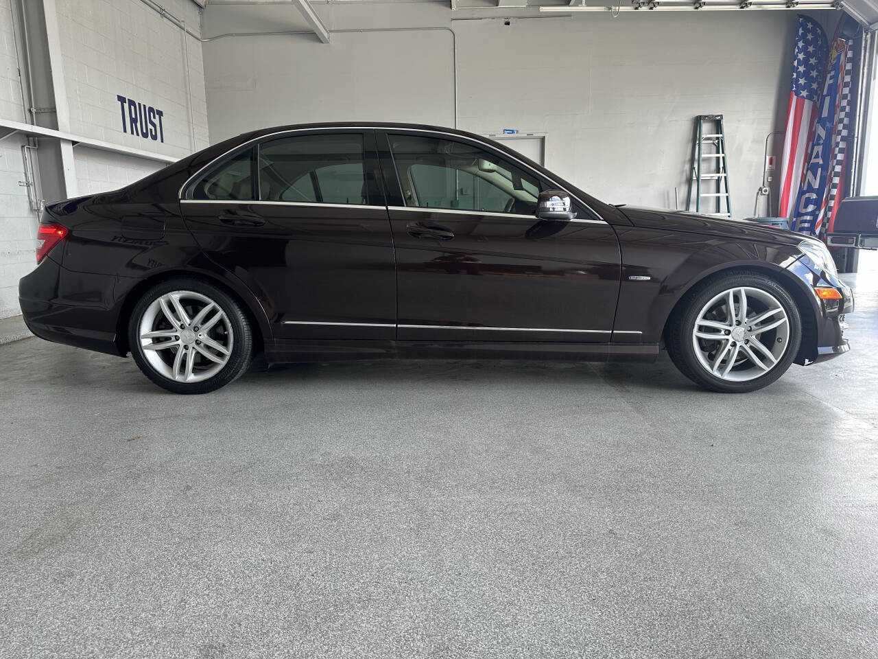 Used 2012 Mercedes-Benz C 250 C 250 Sport 4dr Sedan image 15