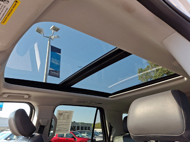 Certified 2025 Ford Expedition Active AWD/4WD image 18