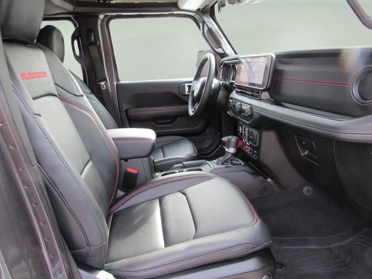 Used 2025 Jeep Gladiator Rubicon image 39