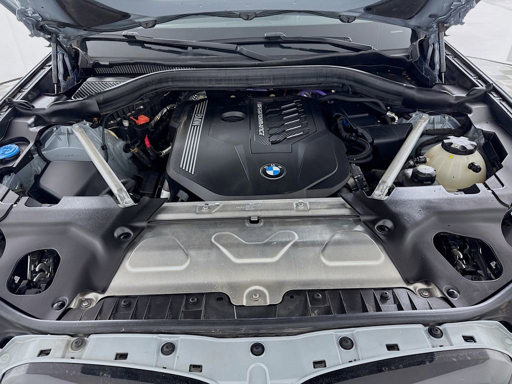 Used 2022 BMW X4 M40i w/ Parking Assistance Package image 31