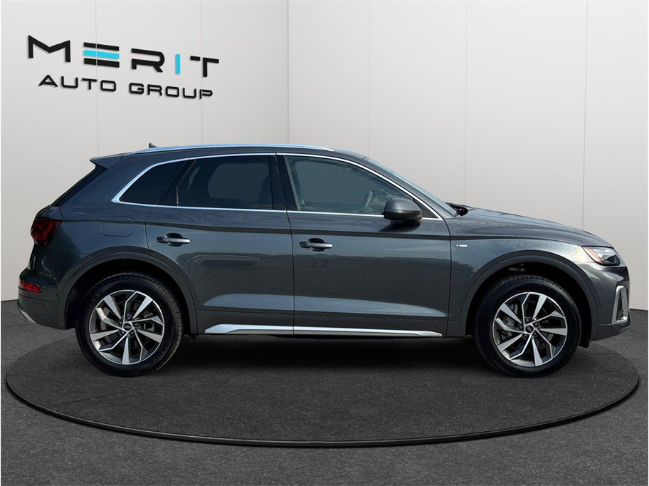 Used 2023 Audi Q5 2.0T Prestige w/ Prestige Package AWD/4WD image 9