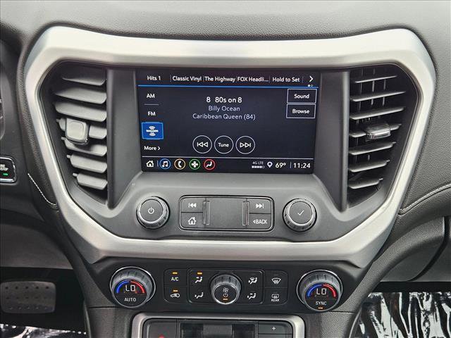 Used 2023 GMC Acadia SLE image 16