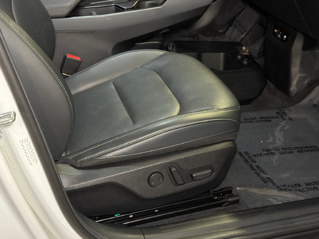 Certified 2025 Kia EV6 Wind RWD image 13