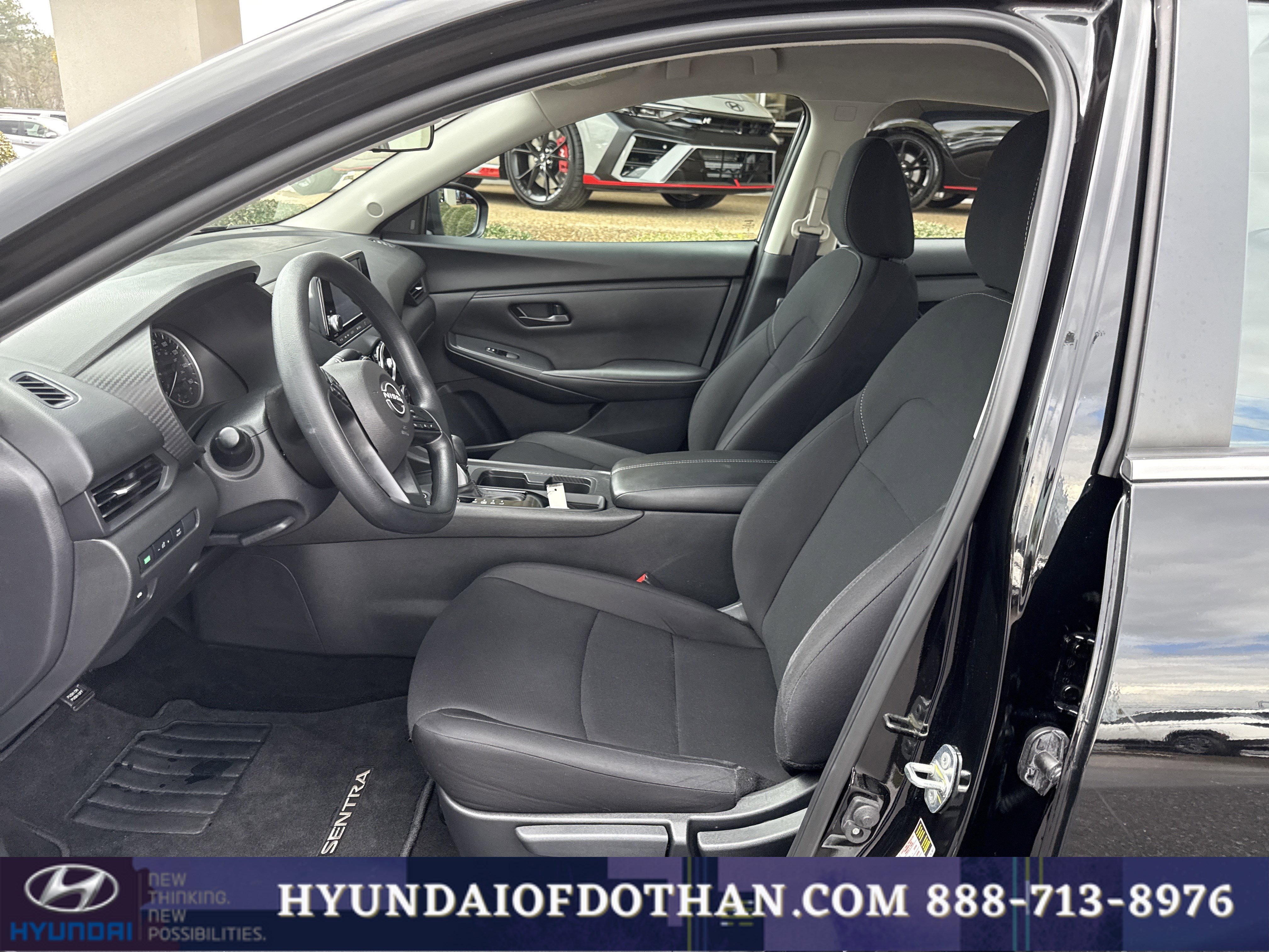 Used 2024 Nissan Sentra S image 9