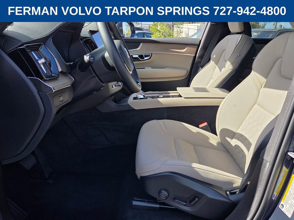 New 2026 Volvo XC90 B5 Plus w/ Protection Package Premier image 13