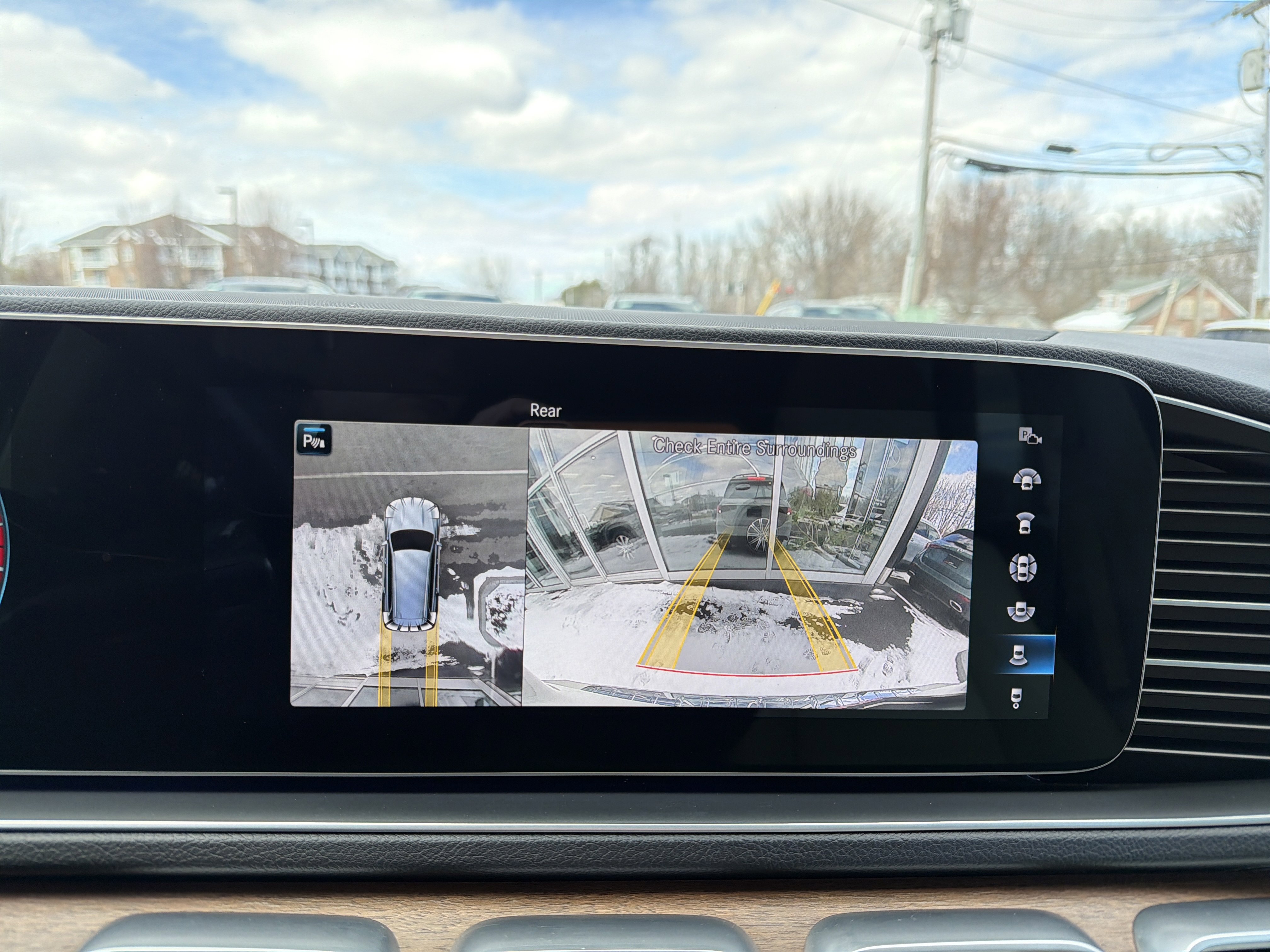 Used 2022 Mercedes-Benz GLS 450 4MATIC image 21