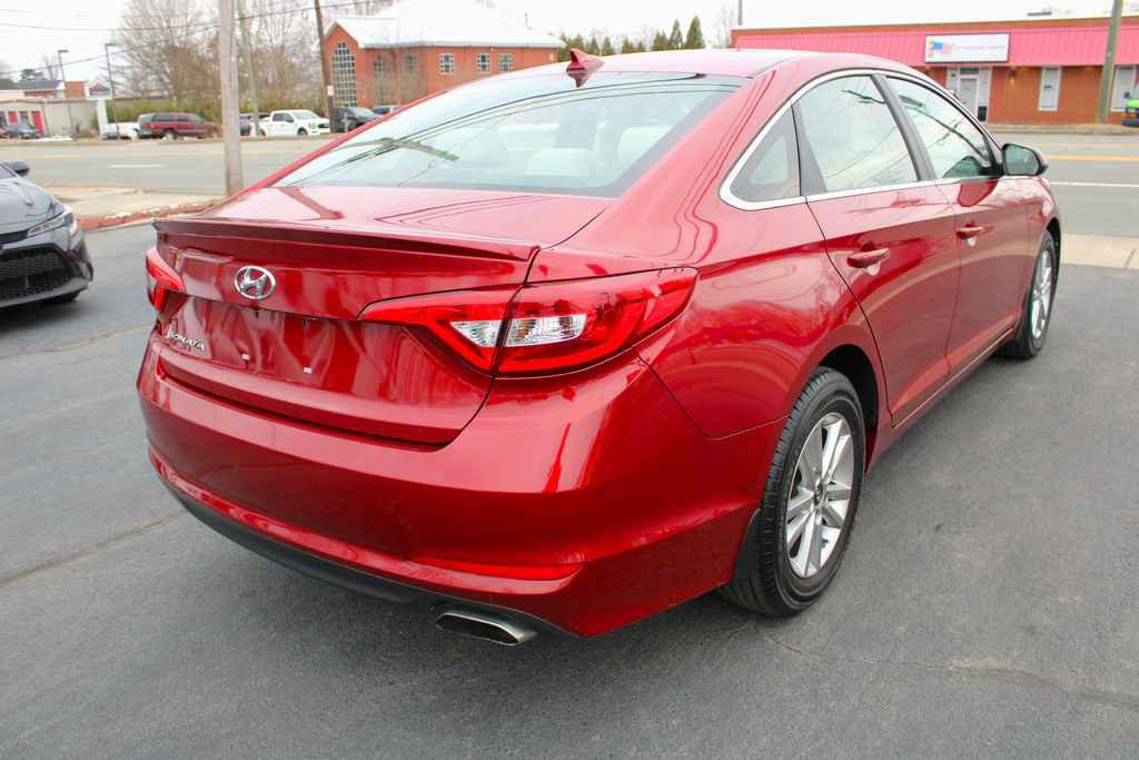 Used 2015 Hyundai Sonata SE w/ Option Group 09 image 6