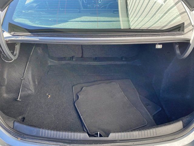 Used 2023 Chevrolet Malibu LT image 19