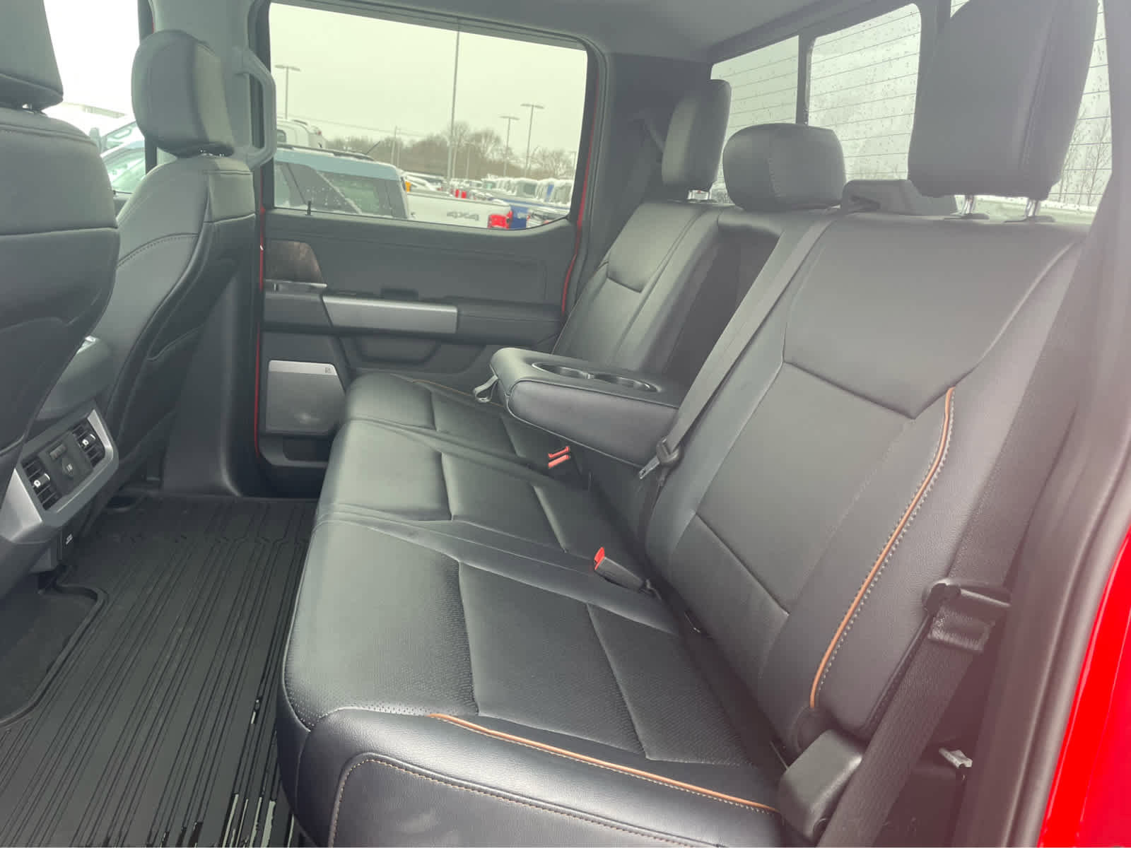 Used 2026 Ford F350 Lariat w/ FX4 Off-Road Package image 34