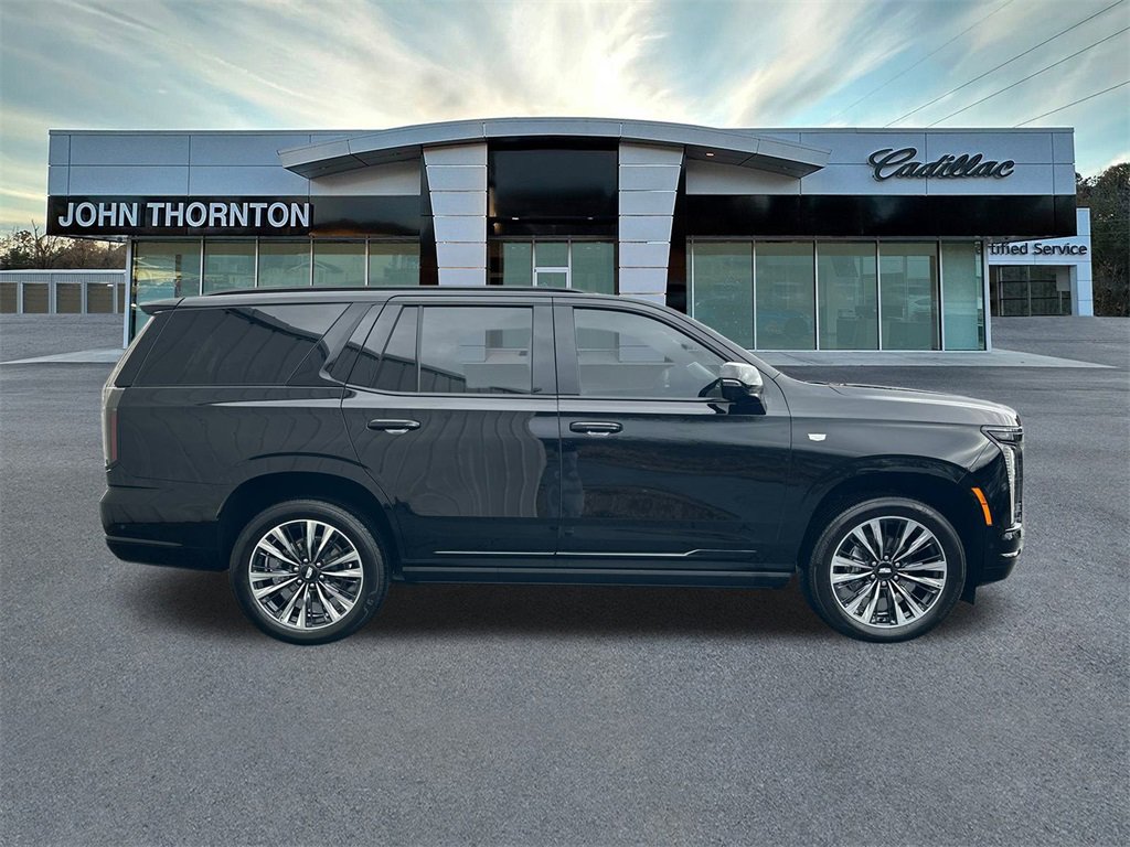 Used 2025 Cadillac Escalade Sport Platinum image 4