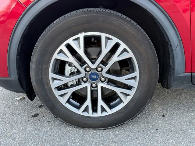 Used 2021 Ford Escape SEL w/ Technology Package image 10