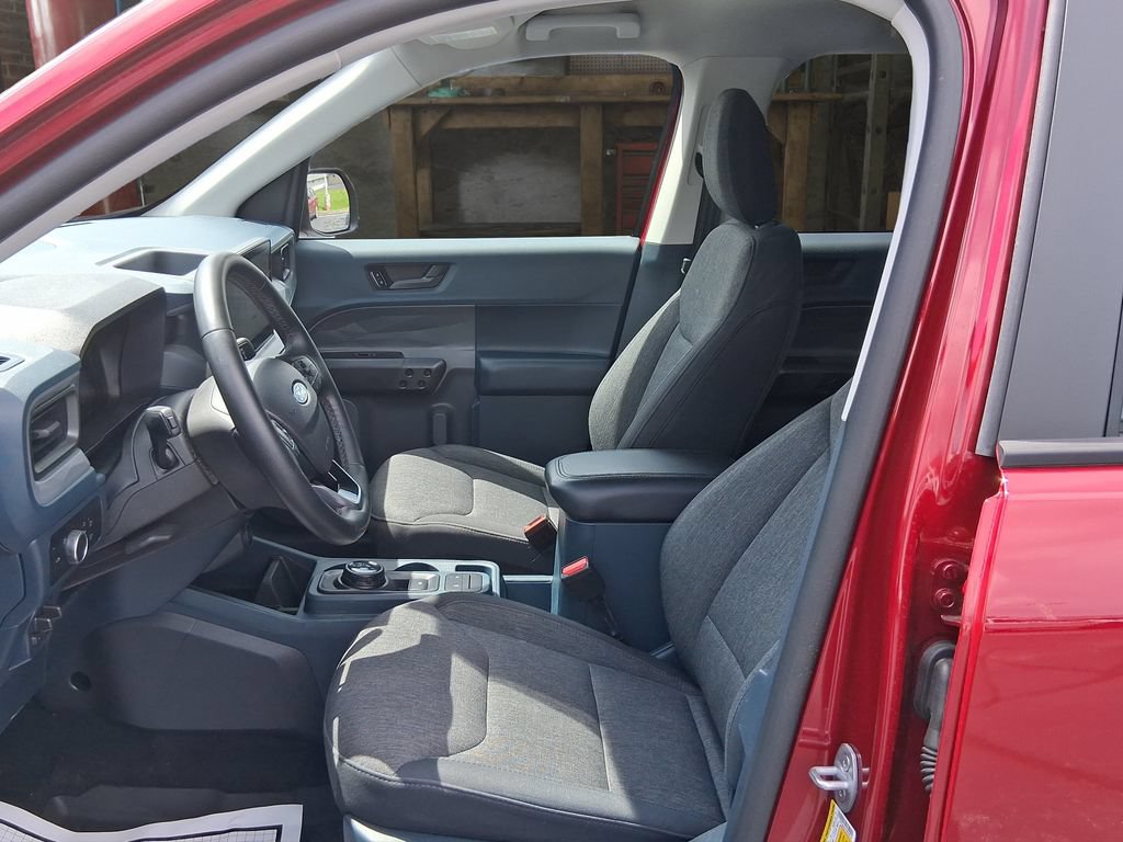 Certified 2025 Ford Maverick XLT w/ XLT Luxury Package AWD/4WD image 16