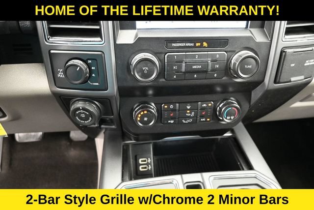 Used 2019 Ford F150 XLT w/ Equipment Group 302A Luxury AWD/4WD image 31