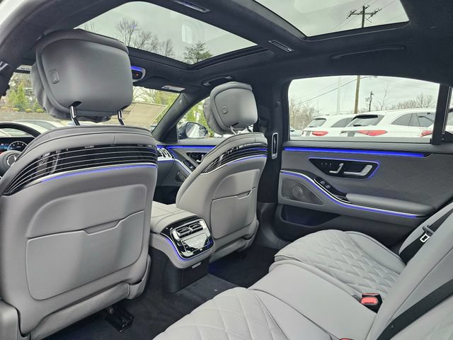 New 2026 Mercedes-Benz S 580 4MATIC Sedan image 23
