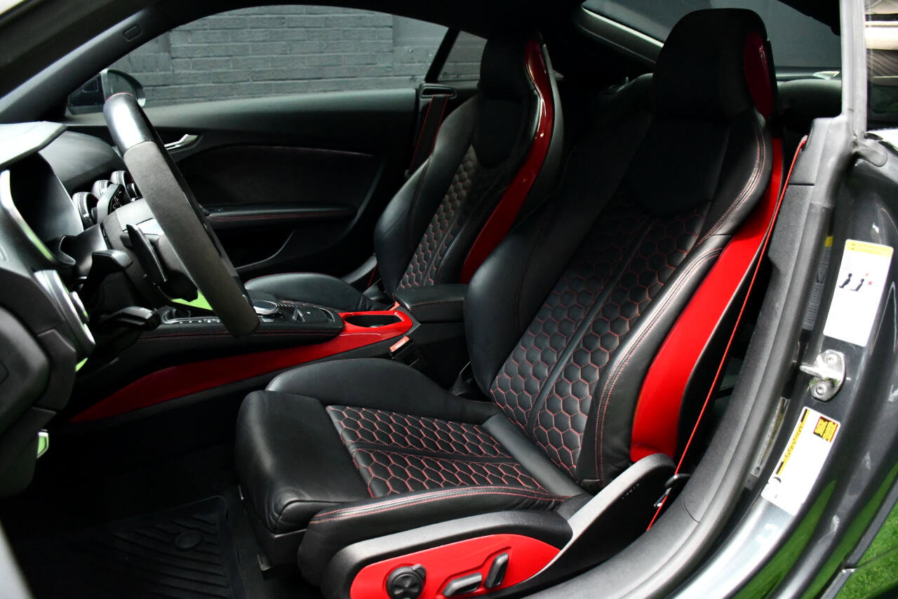 Used 2019 Audi TT RS w/ Technology Package image 21
