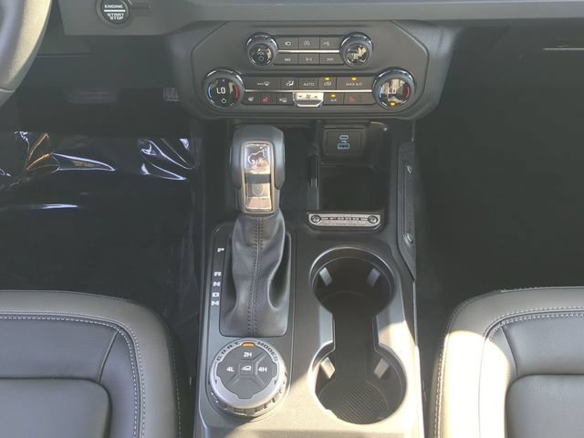 New 2025 Ford Bronco Outer Banks AWD/4WD image 20