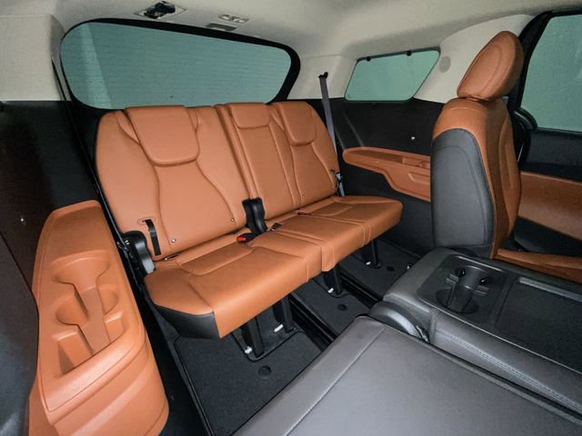 Used 2024 Kia Carnival SX FWD image 23