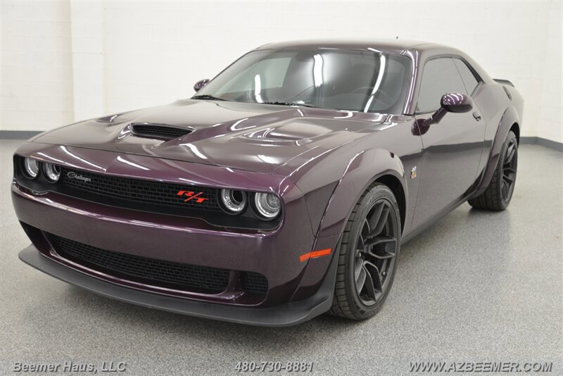 Used 2022 Dodge Challenger R/T Scat Pack RWD image 2
