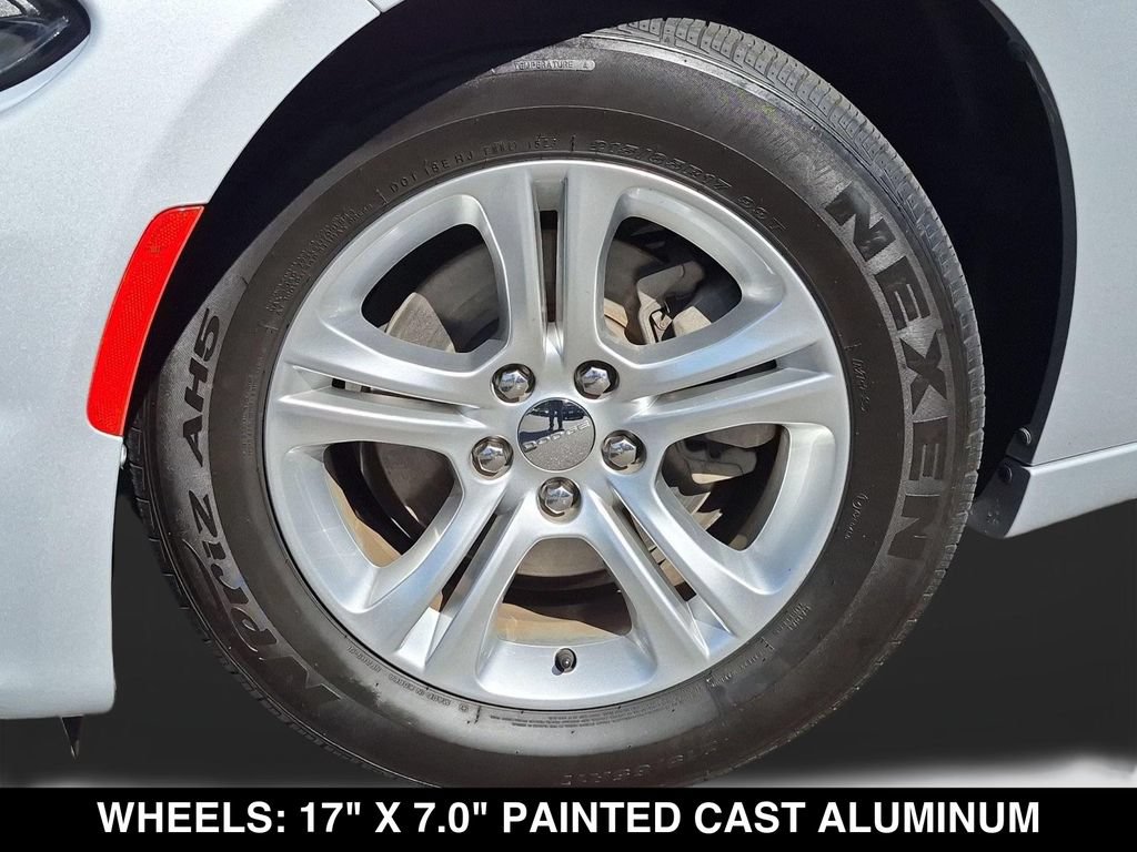 Used 2021 Dodge Charger SXT RWD image 11