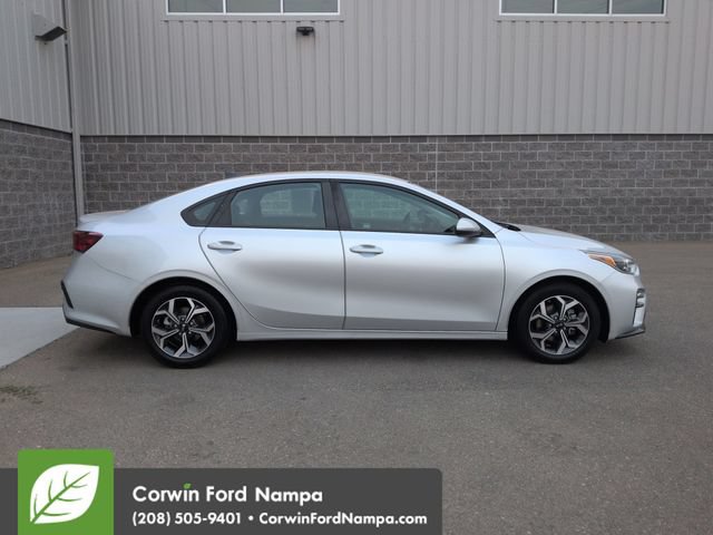 Used 2019 Kia Forte LXS FWD video 2