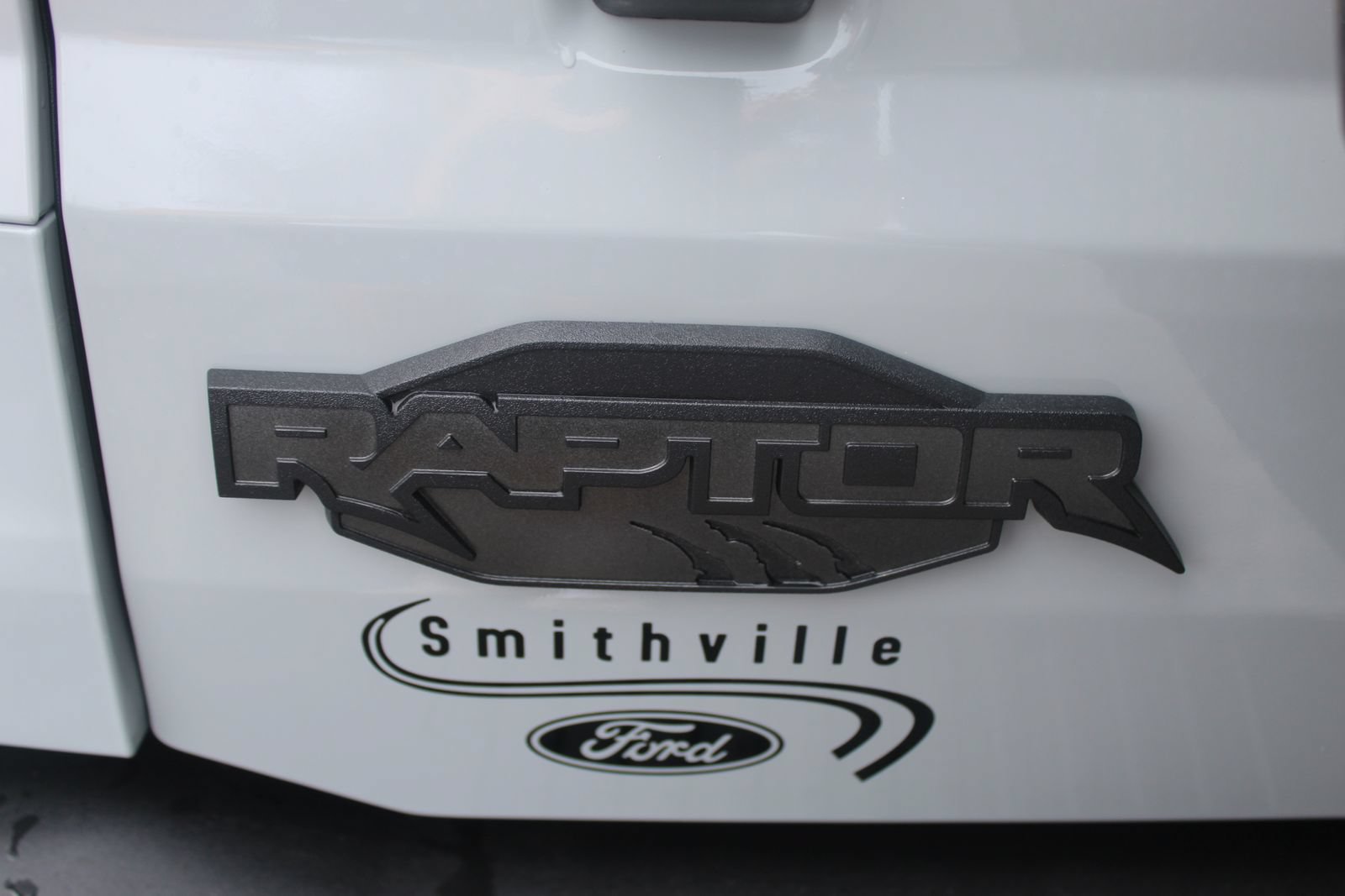 New 2026 Ford Bronco Raptor w/ Interior Carbon Fiber Pack AWD/4WD image 11