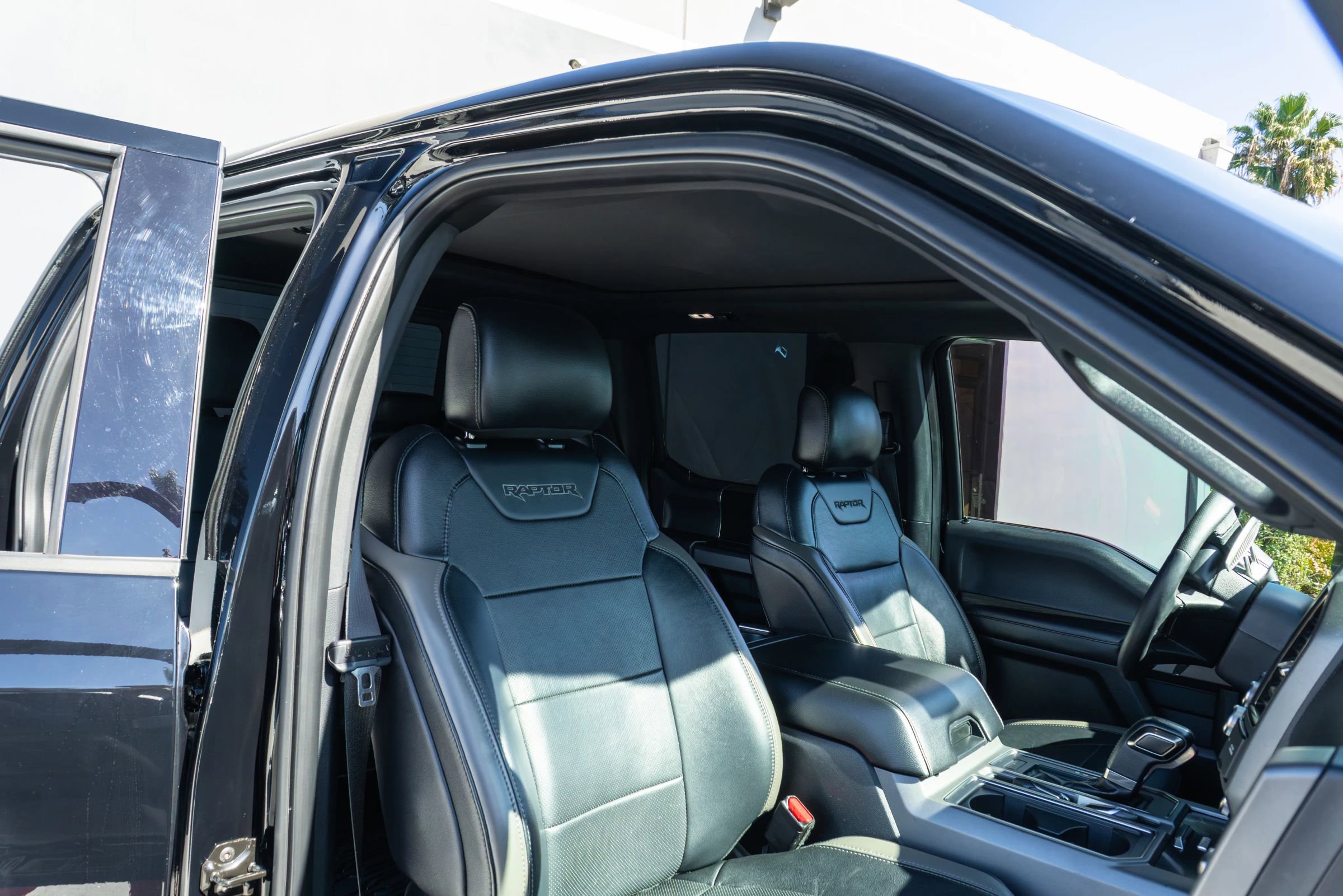 Used 2017 Ford F150 Raptor w/ Equipment Group 802A Luxury image 13